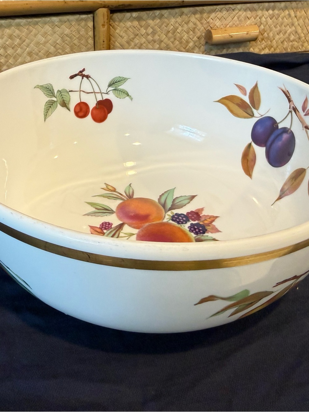 Royal Worcester Evesham Large Serving Bowl